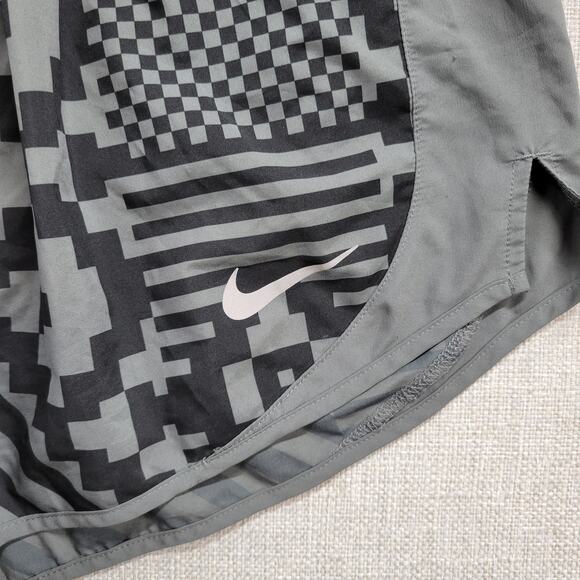 Nike Tempo Runway Lux Dri-FIT Women's M Black Gray Running Athletic Shorts - Picture 10 of 12